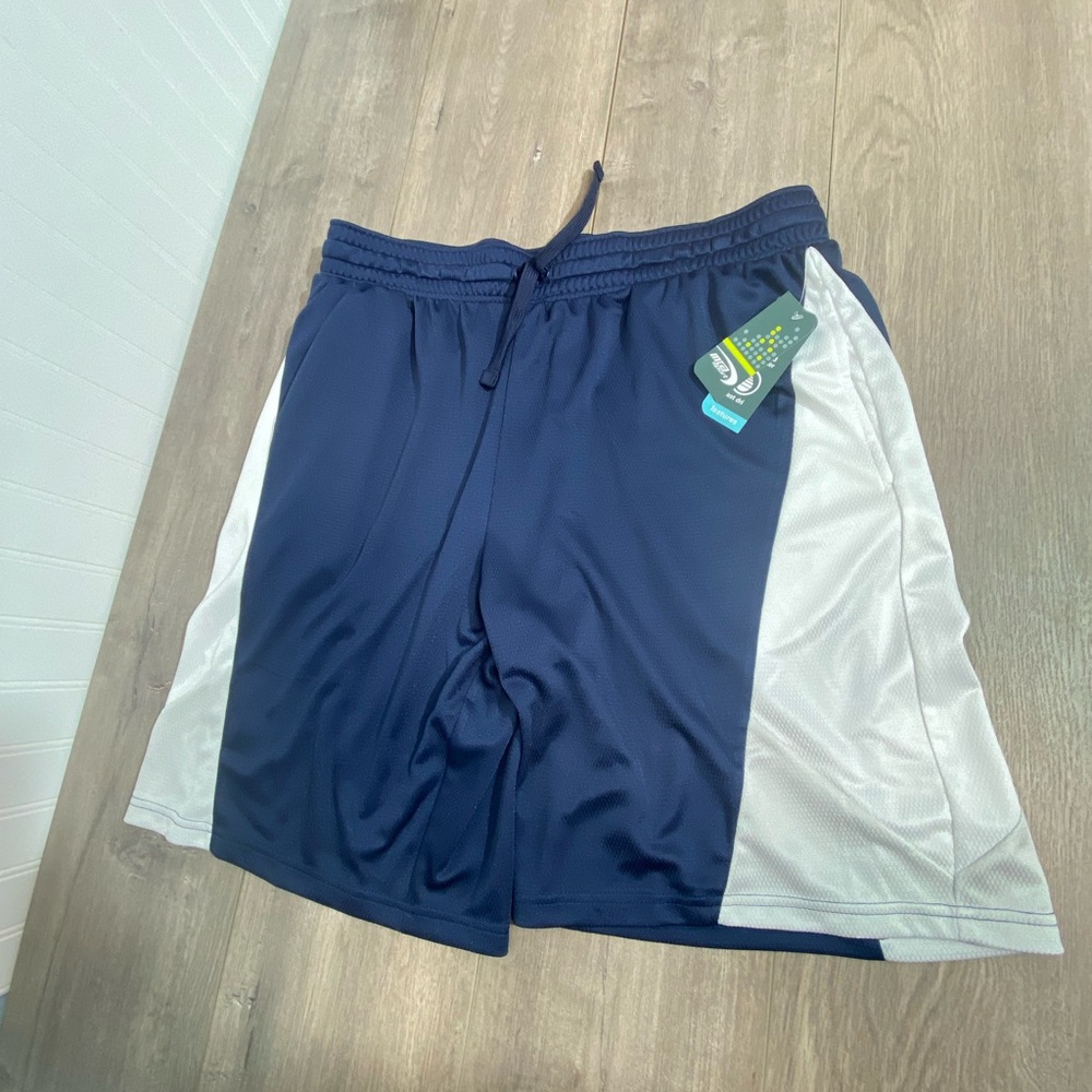 MTA sport basketball men active shorts fast dri size L